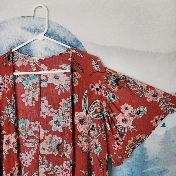 Maurice's Floral Open Front Short Flutter Sleeve Cardigan Women's 1X - Picture 4 of 16